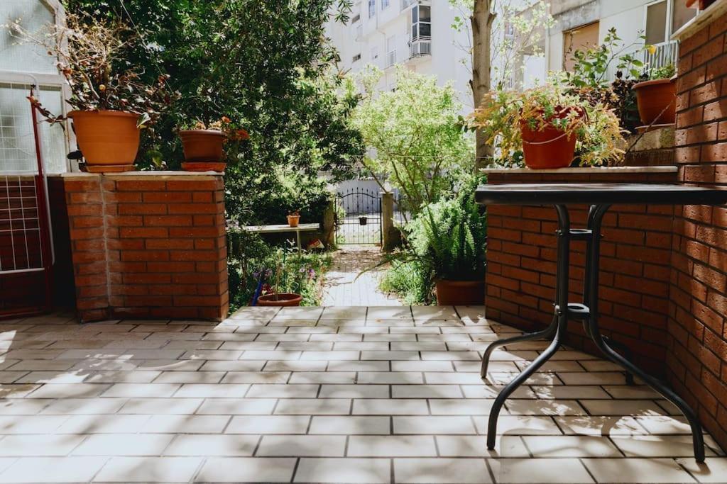 Cosy & Spacious Apartment Komotini